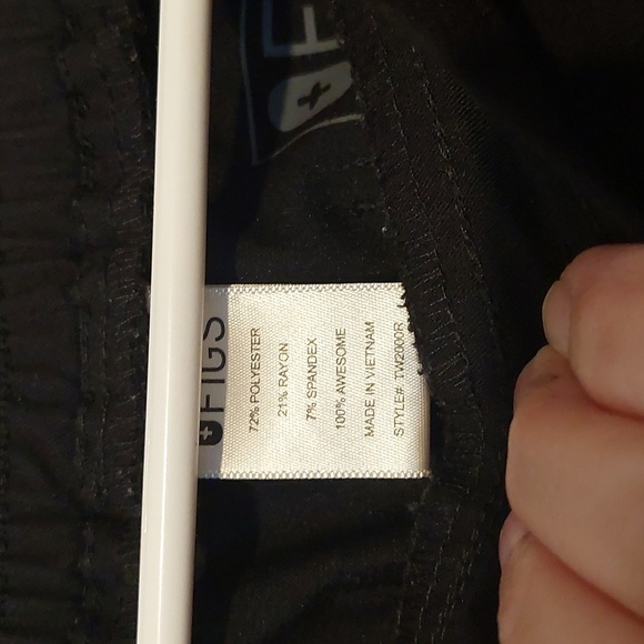 Figs Yola Straight Leg Scrub pant black small - Picture 8 of 9